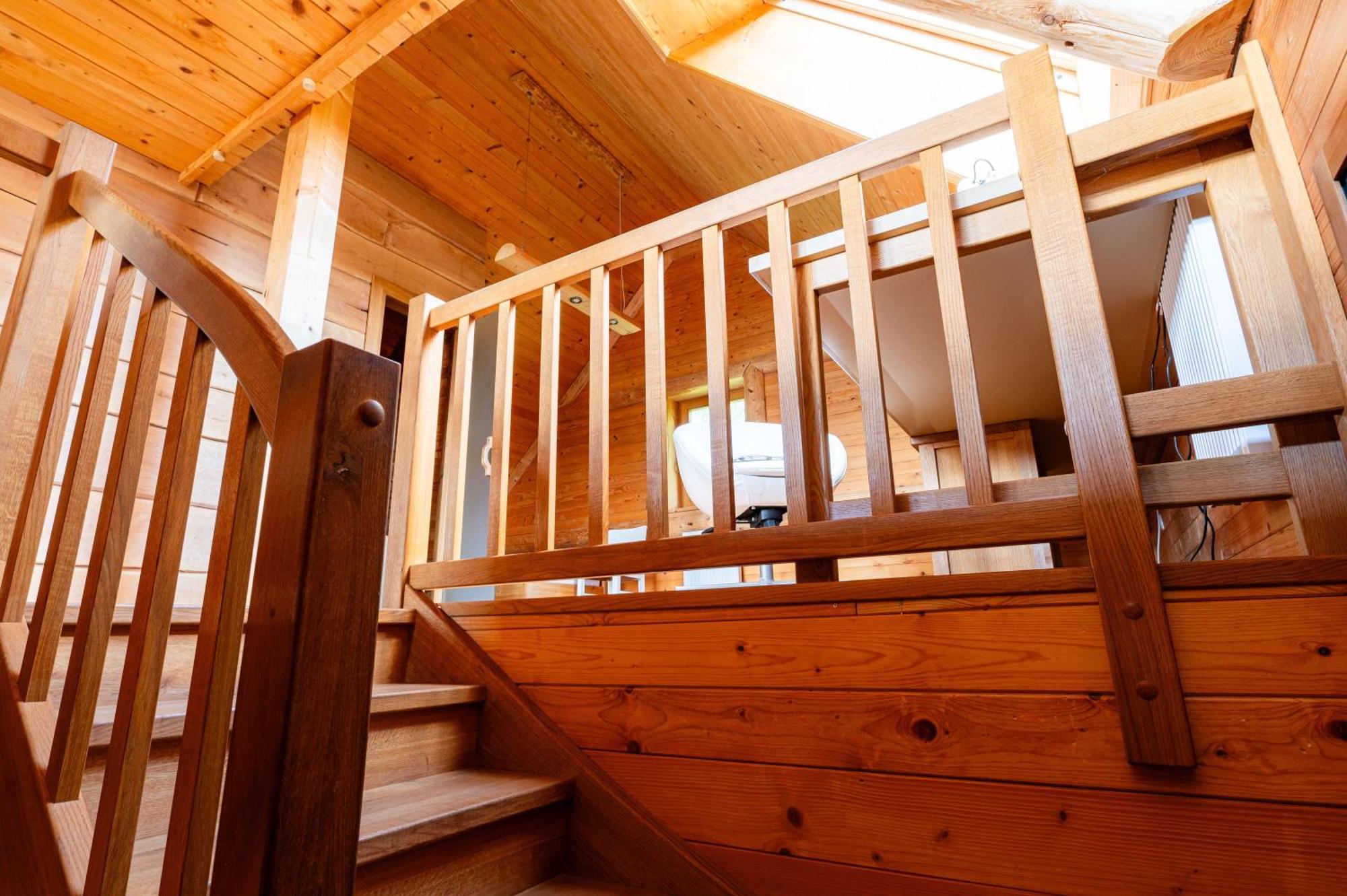 Podjelje Villa Luaran gambar